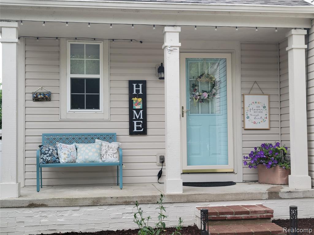 5100 Meadow Crest Circle, Holly, MI 48442 — Photo 2