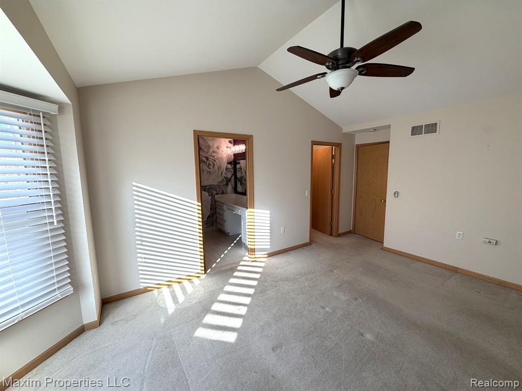 4460 Spruce Court, 135, Warren, MI 48092 — Photo 18