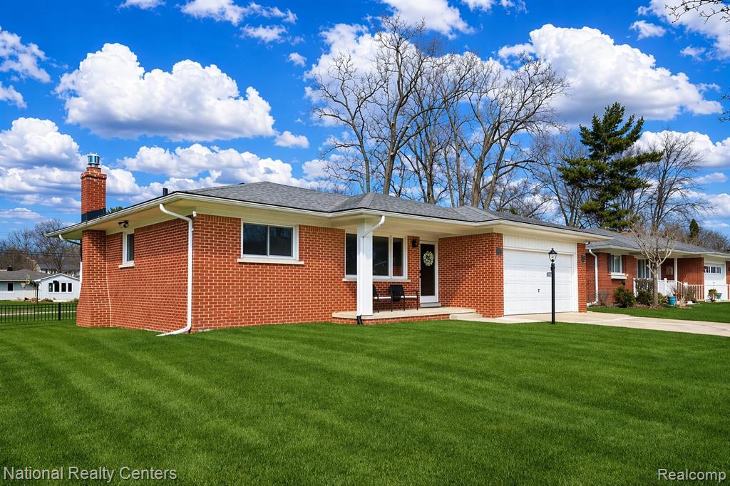 856 Coolidge Street, Plymouth, MI 48170 — front exterior