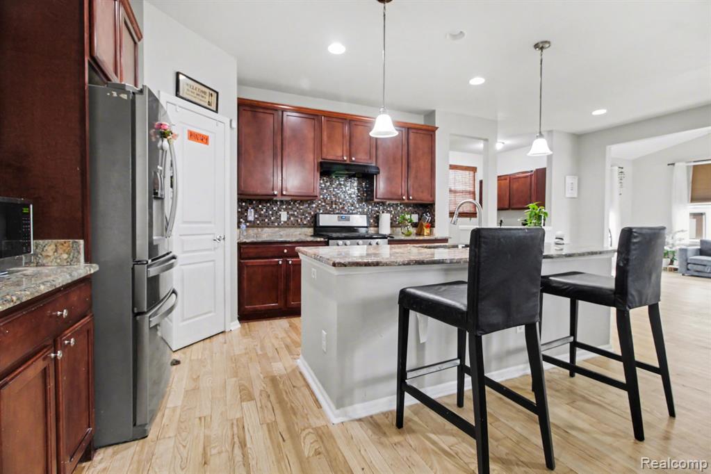 2417 PREMIER Lane, Canton, MI 48188 — Photo 10