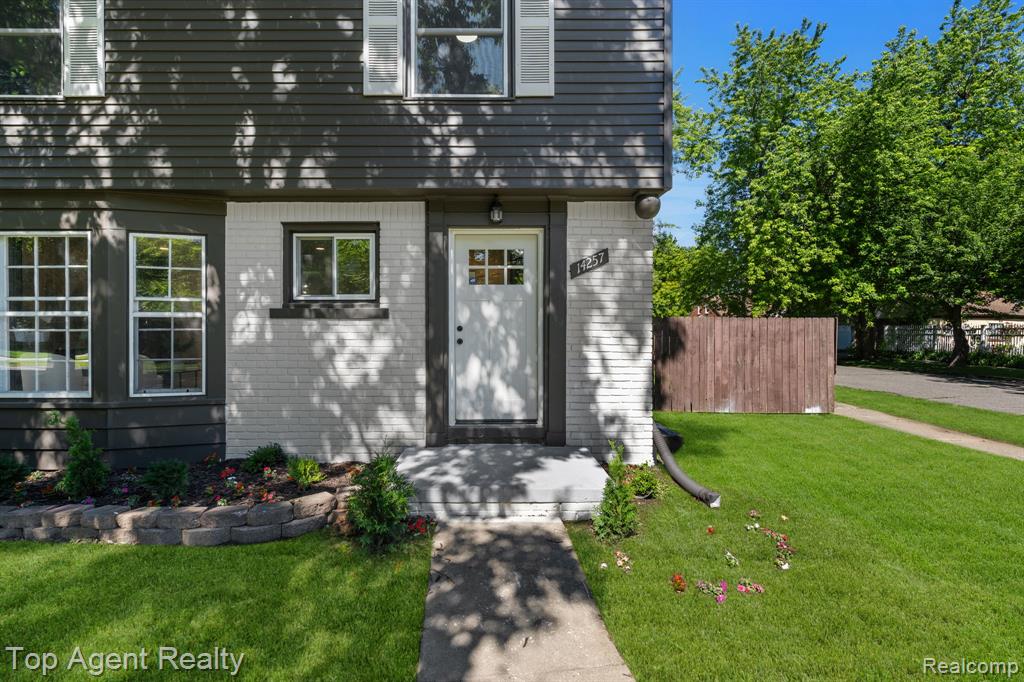 14257 Artesian Street, Detroit, MI 48223 — Photo 54