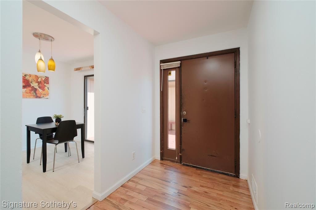 5188 W Richard Run, West Bloomfield, MI — Photo 8