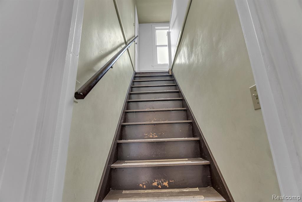 534 E CAMBOURNE Street, Ferndale, MI 48220 — Photo 17