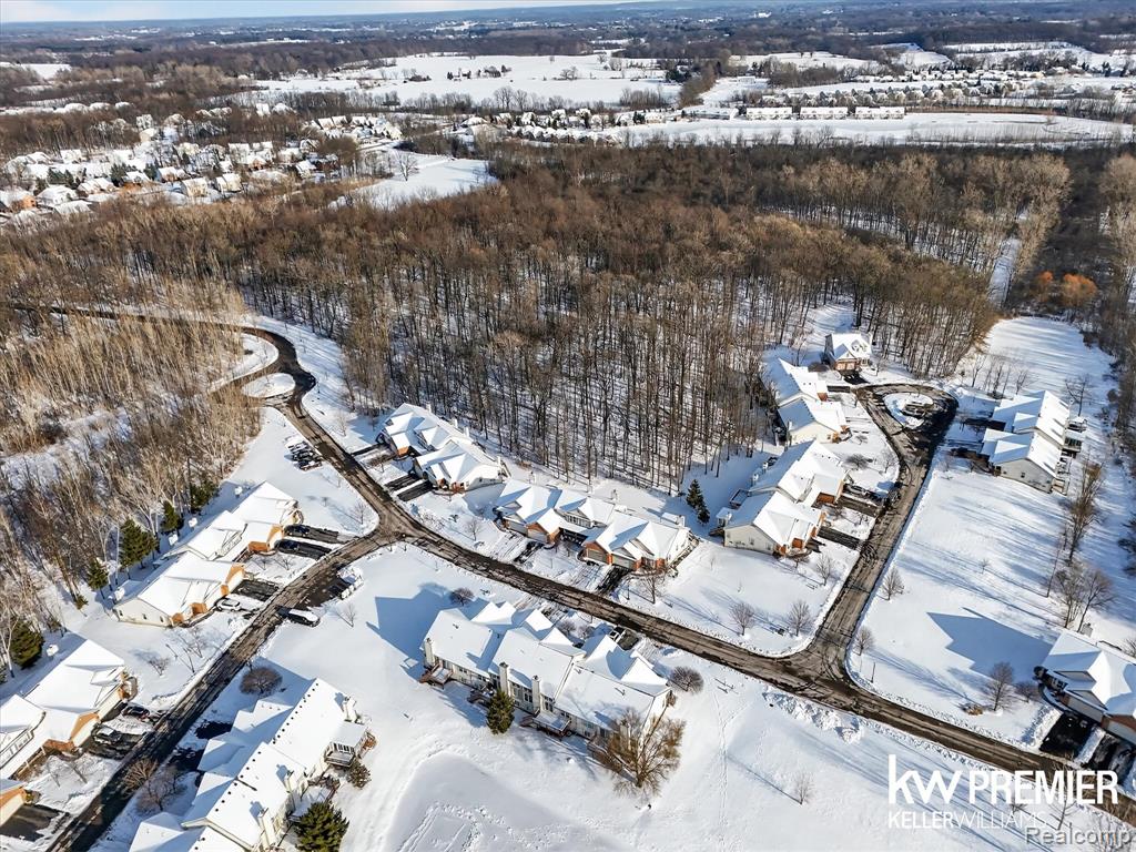 5962 Augusta Lane, Grand Blanc, MI 48439 — Photo 41