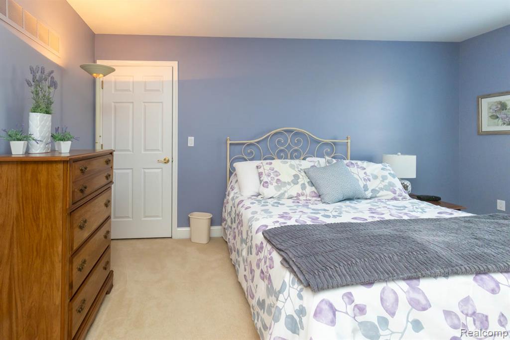 45042 S Broadmoor Circle, Northville, MI, 48168