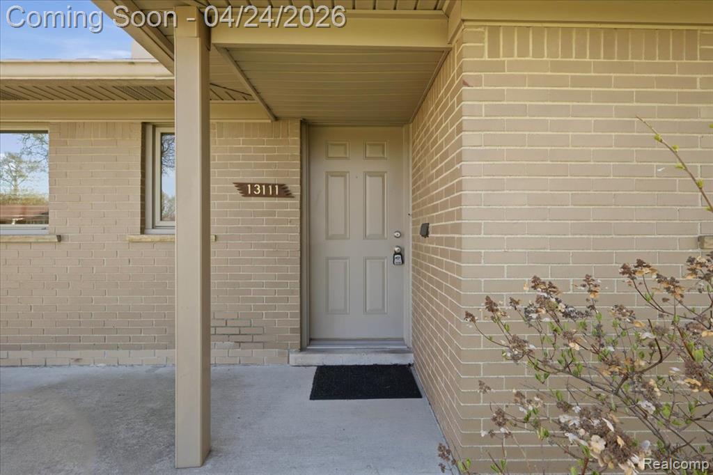 13111 Northfield Boulevard, Oak Park, MI 48237 — Photo 4
