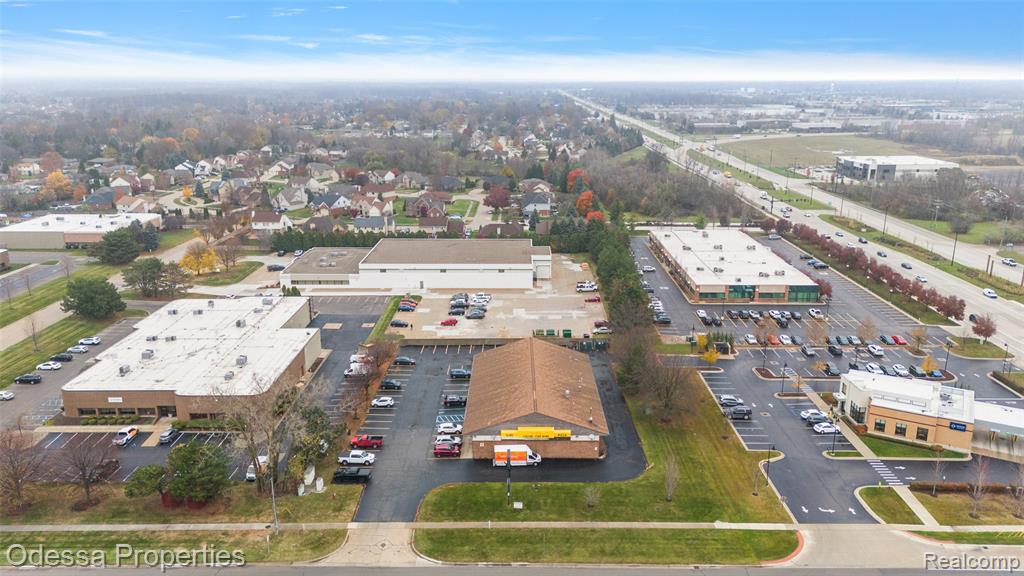 5625 18 MILE Road, Sterling Heights, MI 48314 — Photo 15