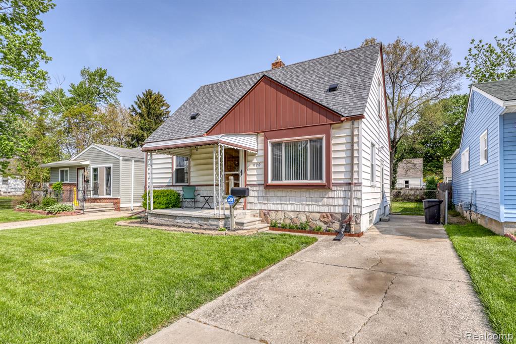 620 W KALAMA Avenue, Madison Heights, MI 48071 — Photo 2