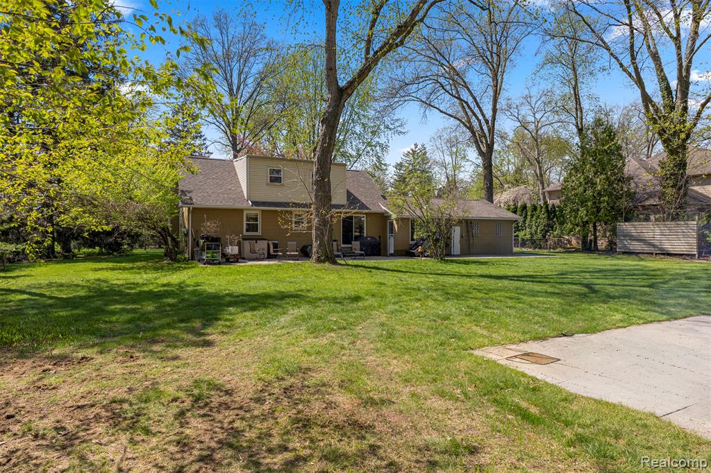 214 N Evangeline Street, Dearborn Heights, MI 48127 — Photo 4