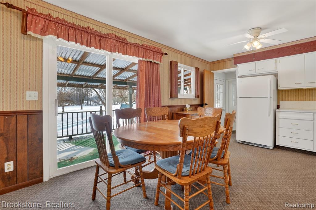 300 N Kibbee Street, MI 48879 — Photo 11