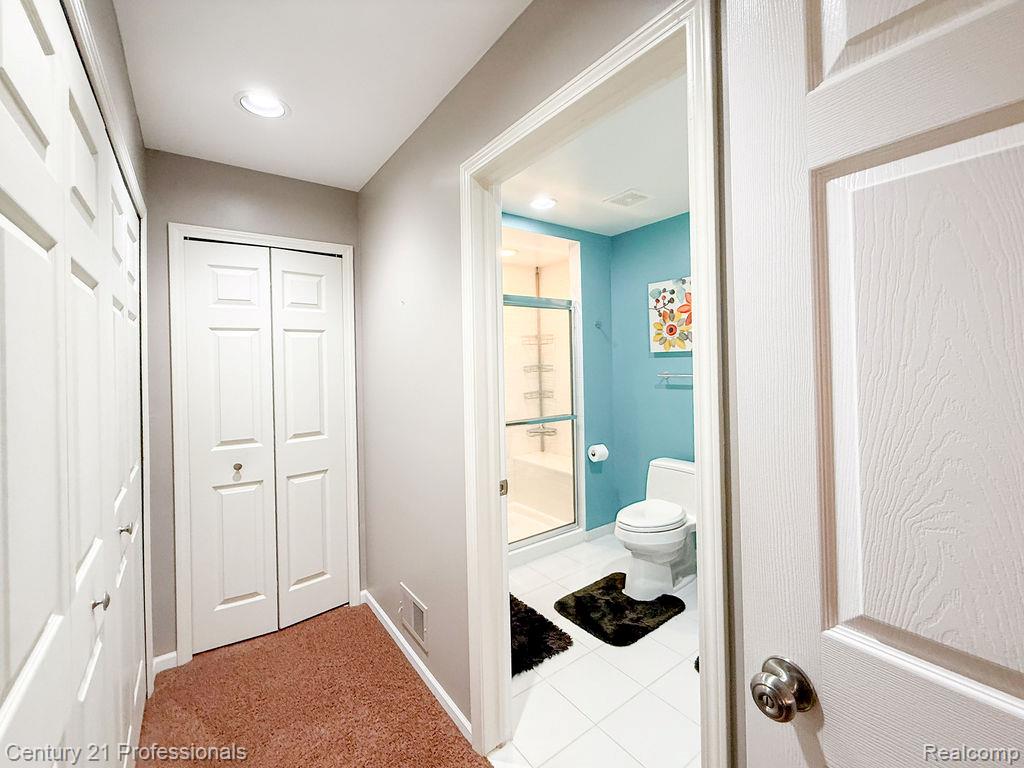 57136 Megan Drive, Washington, MI — Photo 24