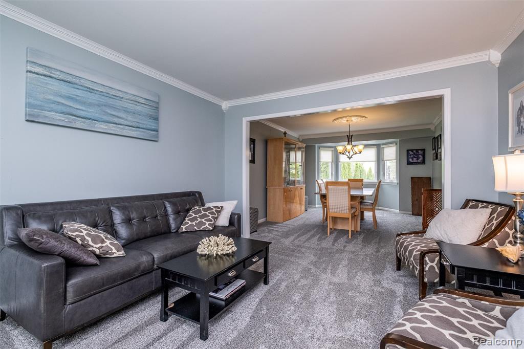 2780 Ivy Hill Drive, Commerce Twp, MI 48382 — Photo 9