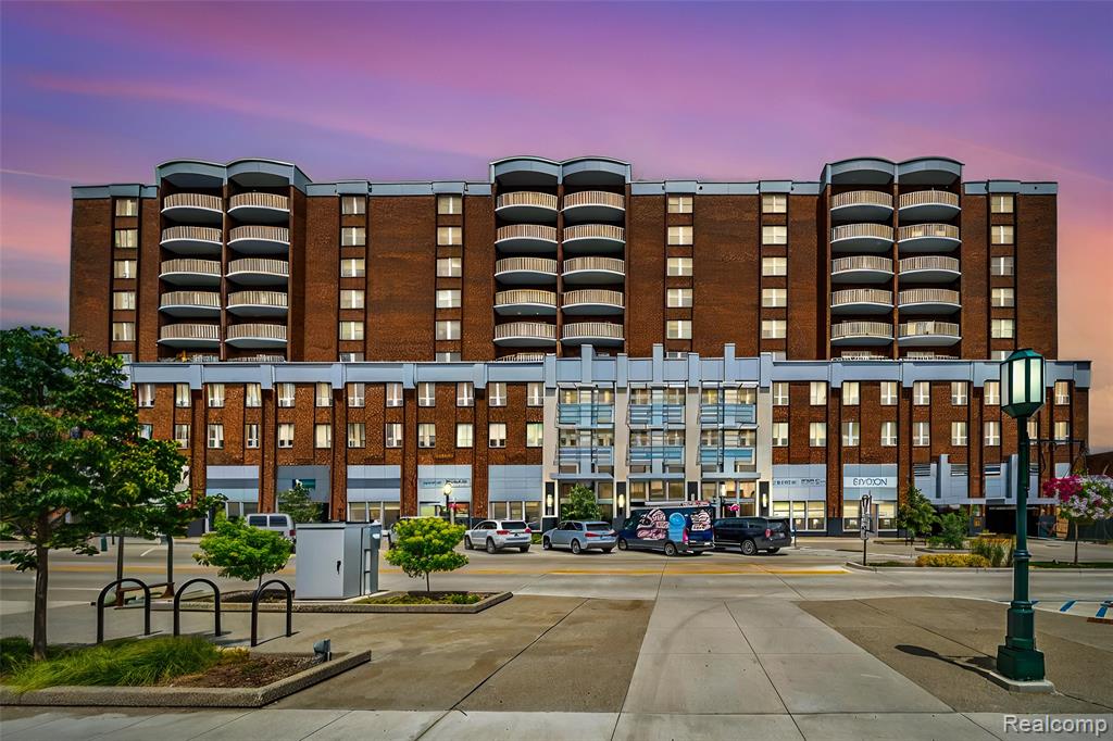 411 S Old Woodward Avenue, 911, Birmingham, MI 48009 — front exterior