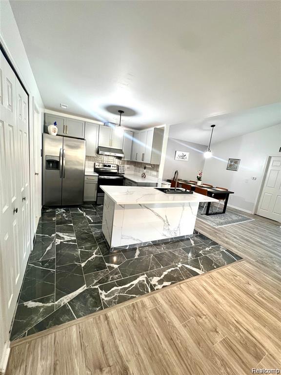 13185 Canopy Drive, Sterling Heights, MI, 48313