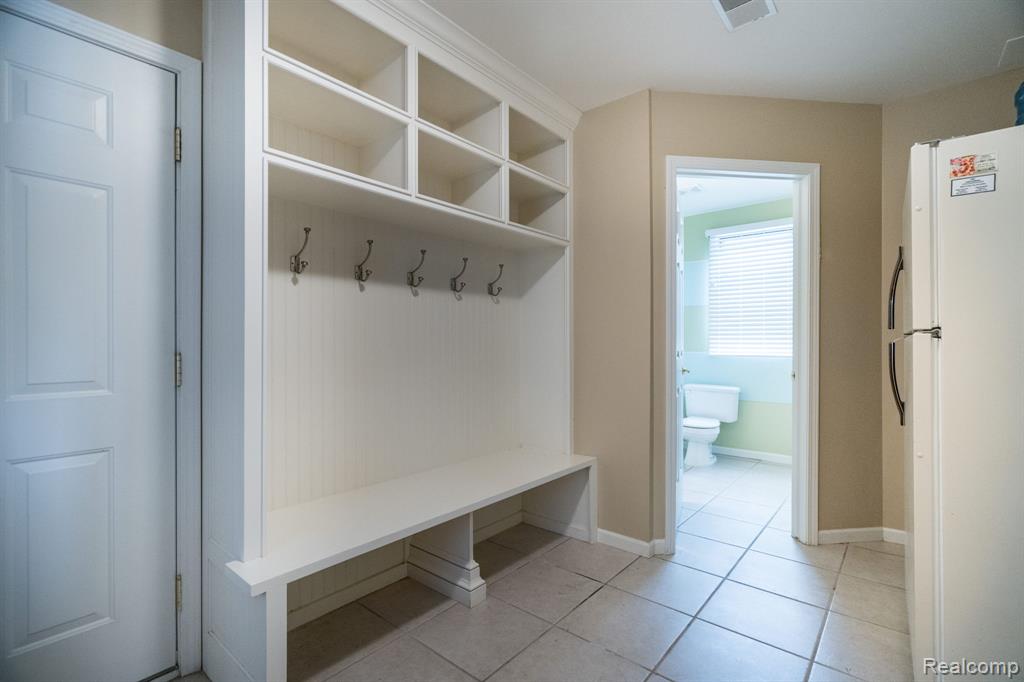 3831 Woodland Drive, Highland, MI 48356 — Photo 30