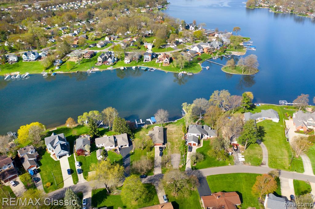 2191 Shankin Drive, Wolverine Lake, MI 48390 — Photo 17