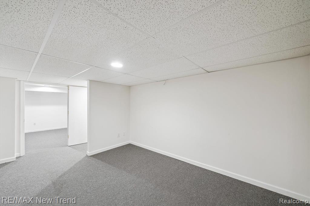 6602 MAPLE LAKES Drive, West Bloomfield, MI — Photo 35