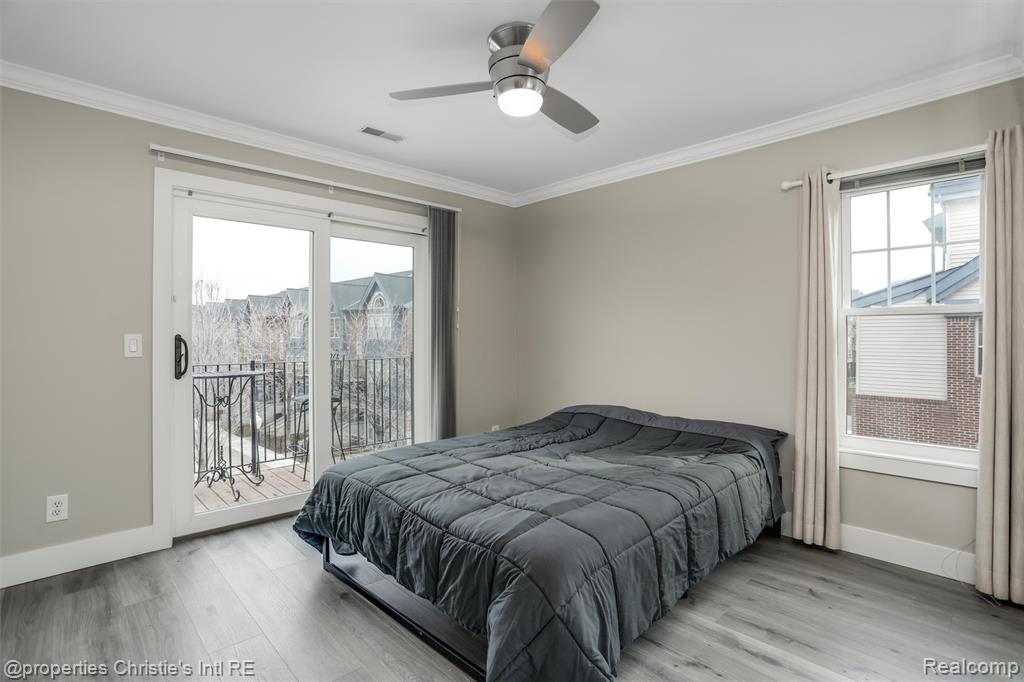 2542 WOODWARD Avenue, Detroit, MI 48201 — Photo 22