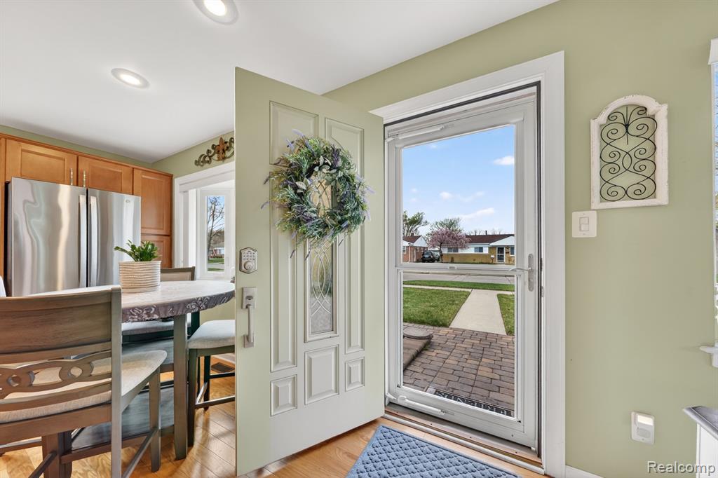 15675 Mulberry Street, Southgate, MI 48195 — Photo 7