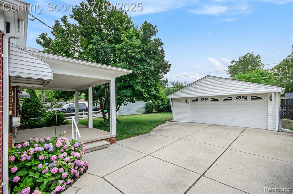 6147 Dwight Street, Dearborn Heights, MI 48127 — Photo 20
