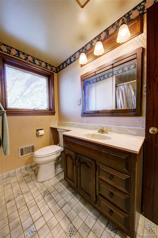 5489 Academy Street, Dearborn Heights, MI 48125 — Photo 67