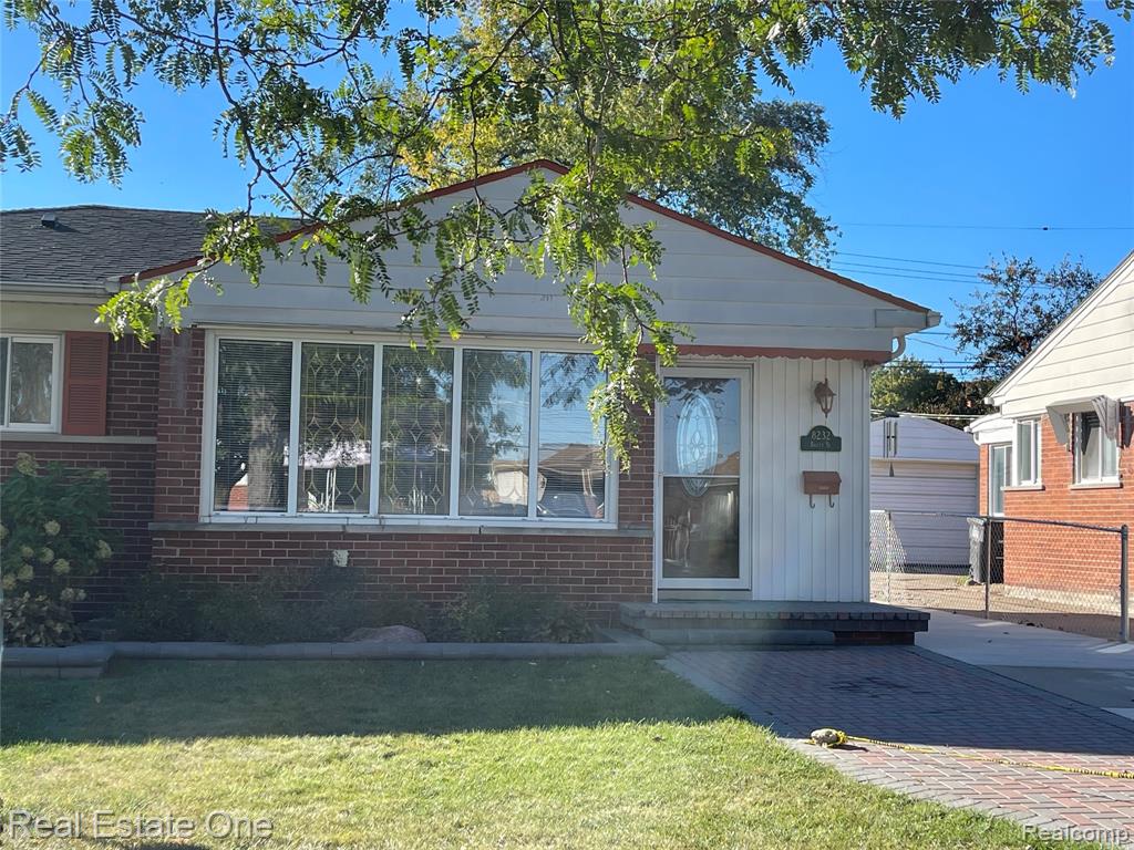 8232 Bailey Street, Taylor, MI 48180 — Photo 2