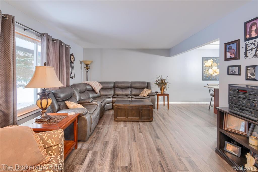 7310 Brewer Road, Flint, MI 48507 — Photo 10