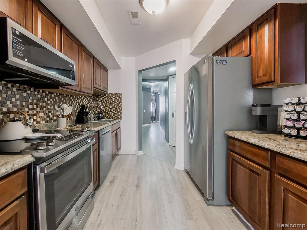 16515 TERRACE VILLAGE Drive, Taylor, MI 48180 — Photo 5