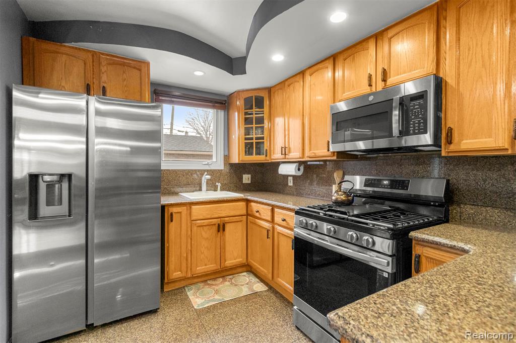 7718 Steadman Street, Dearborn, MI 48126 — Photo 17