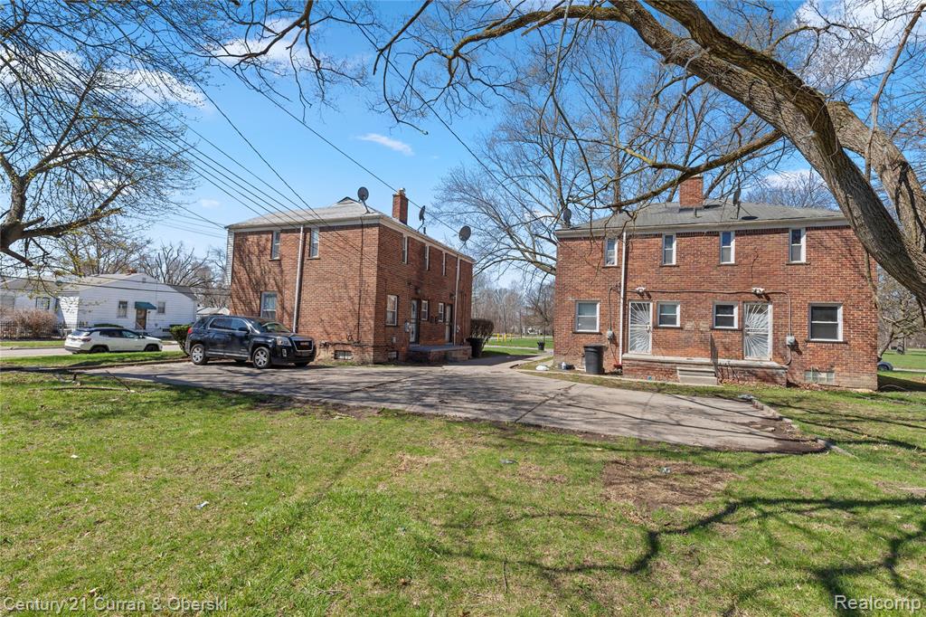 9100 Asbury Park, Detroit, MI 48228 — Photo 13