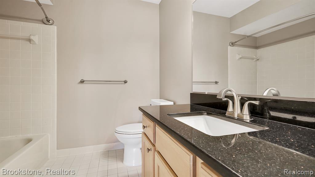 48451 LANCE CREEK, Shelby Twp, MI 48315 — Photo 13