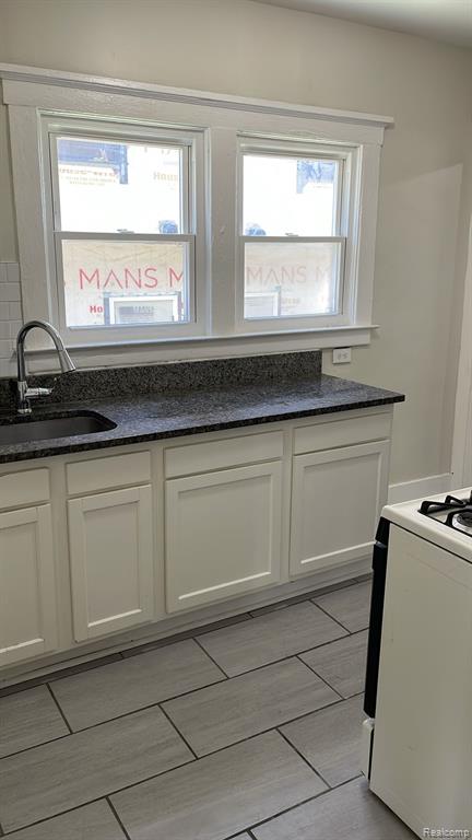 7633 Woodrow Wilson Street, Detroit, MI 48206 — Photo 18