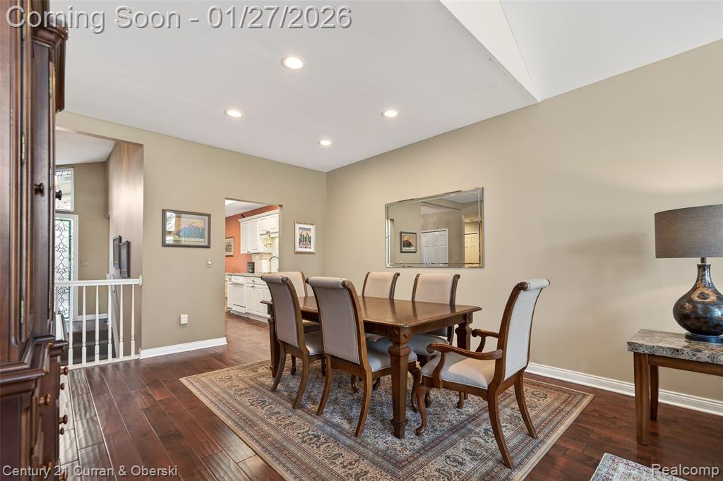 48645 Sutton Bay Court, Utica, MI 48315 — Photo 4
