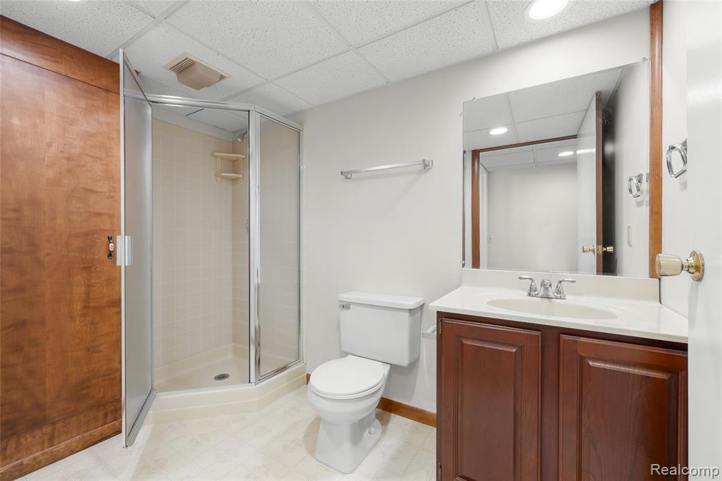16252 Country Knoll Drive, Northville, MI 48168 — Photo 41