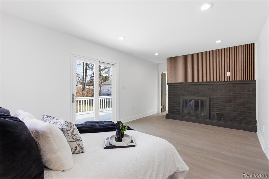 26066 Barrington Street, Madison Heights, MI 48071 — Photo 10