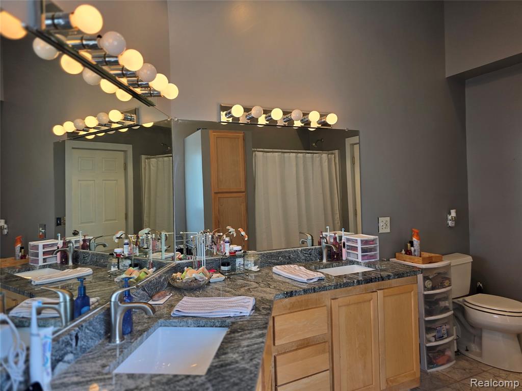 135 N Haven Street, Novi, MI 48377 — Photo 31