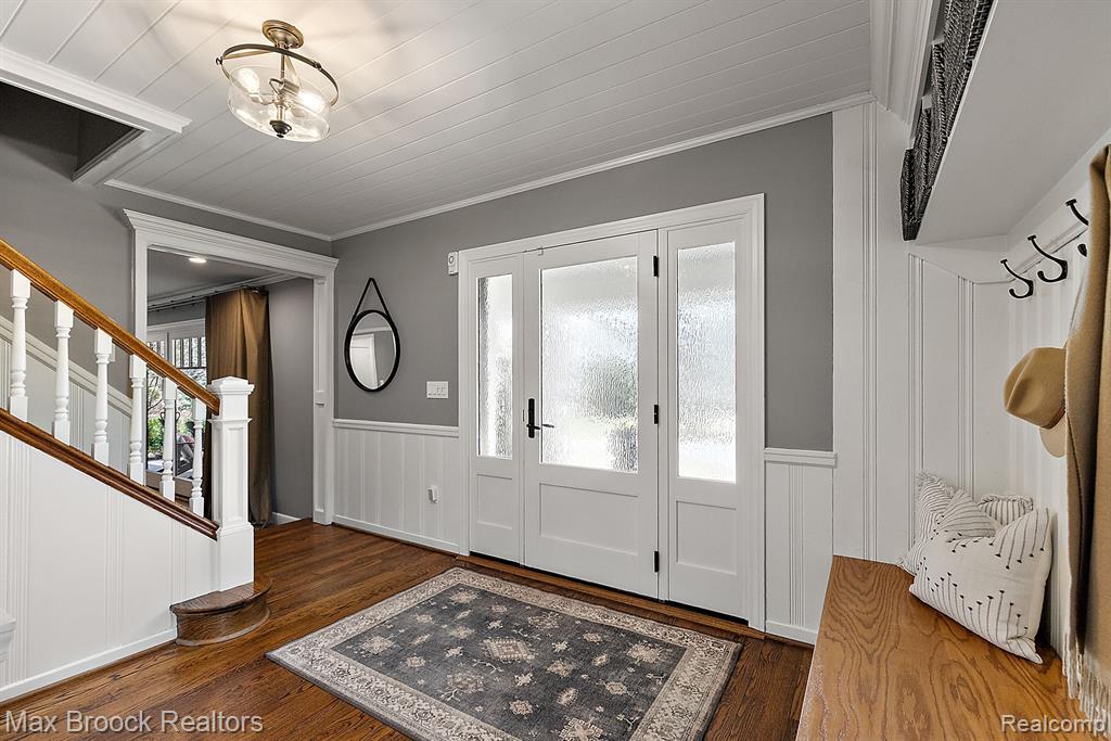 5905 Wing Lake Road, Bloomfield Hills, MI 48301 — Photo 3
