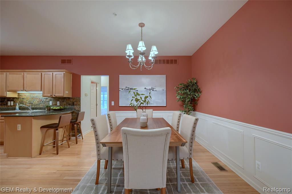 25636 PORTICO Lane, Novi, MI — Photo 10