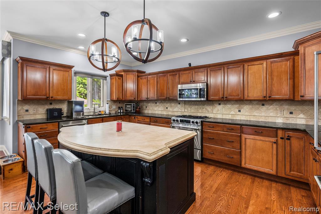 3334 Creekview Drive, Davison, MI 48423 — Photo 18