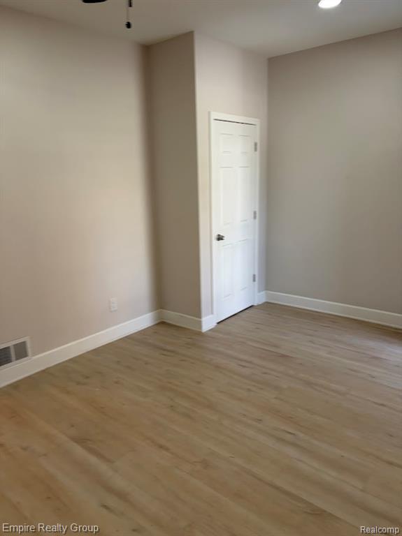 1341 & 1343 Seward Street - Photo 2
