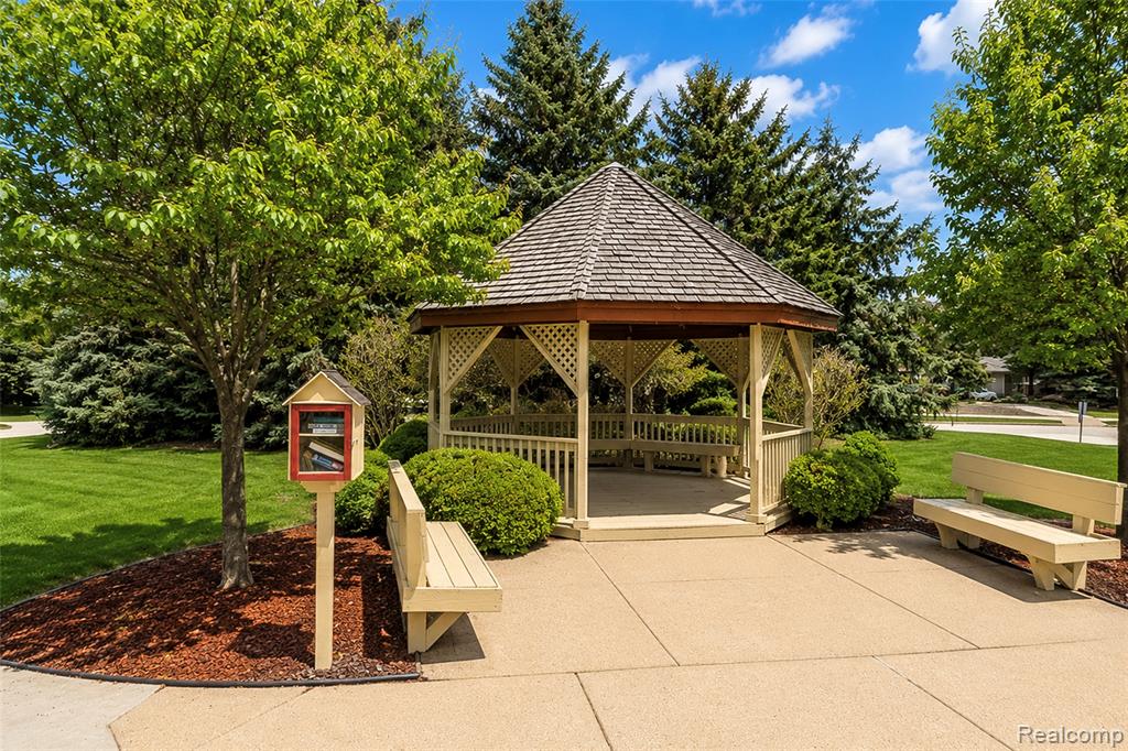 42764 Lilley Pointe Drive, 165, Canton, MI 48187 — Photo 6