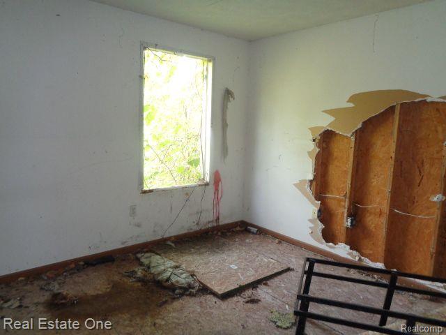 4208 HOLCOMB Street, Detroit, MI 48214 — Photo 24