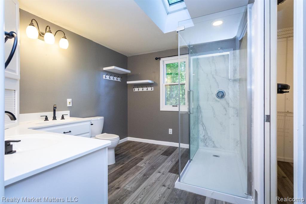 7505 Falling Leaf Court, Flushing, MI 48433 — Photo 16
