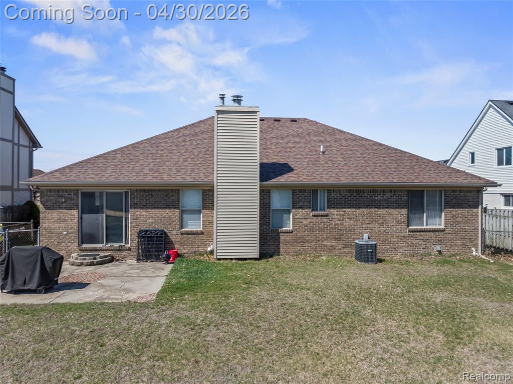 50108 Buccaneer Drive, Macomb, MI 48044 — Photo 4
