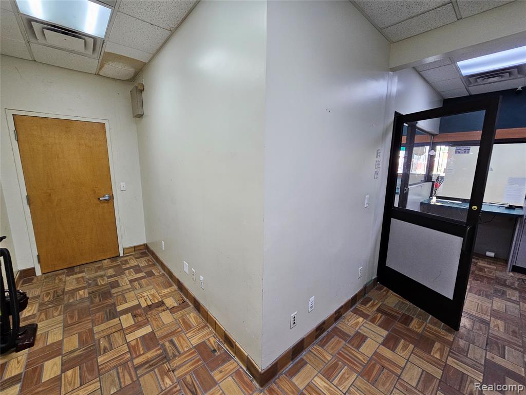 20500 GREENFIELD Road, Detroit, MI 48235 — Photo 17