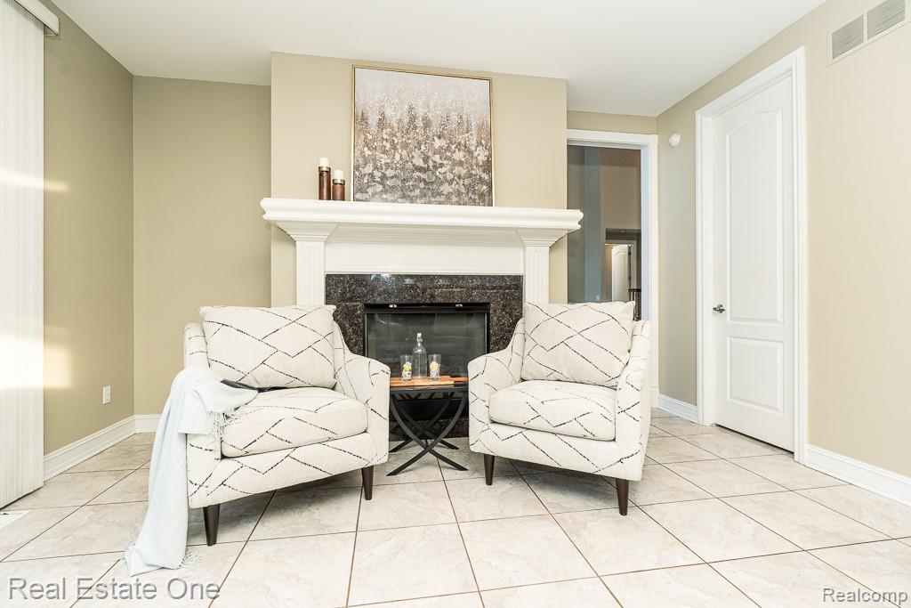 534 Parkland Hills Drive, Rochester, MI 48306 — Photo 16