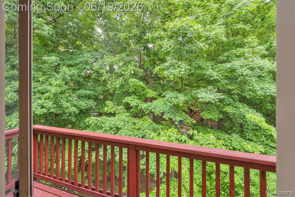 7061 Trailway Court, West Bloomfield, MI — Photo 67