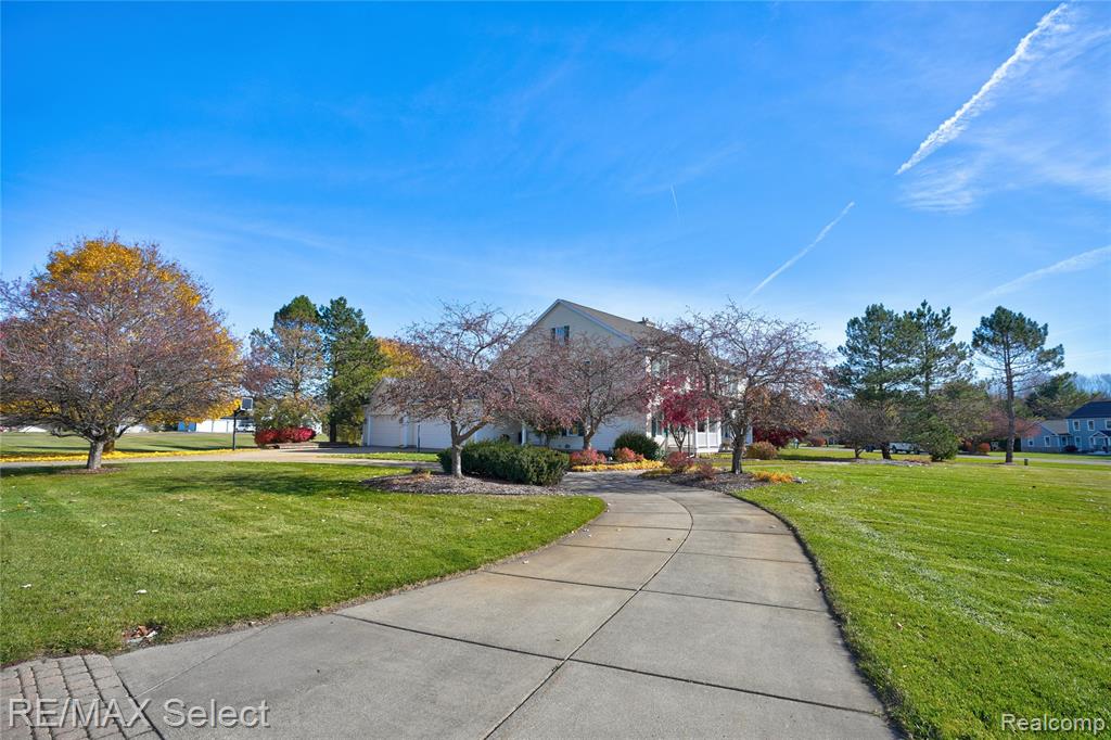 8211 Burleigh Road, Grand Blanc, MI 48439 — Photo 56