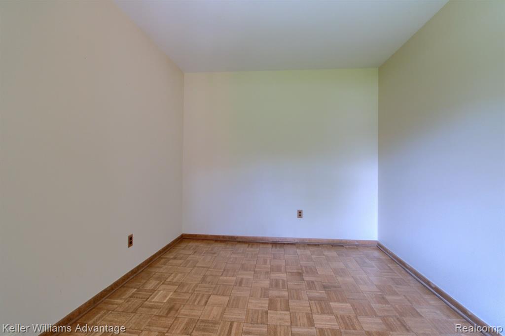 46895 BETTYHILL, Plymouth, MI 48170 — Photo 8