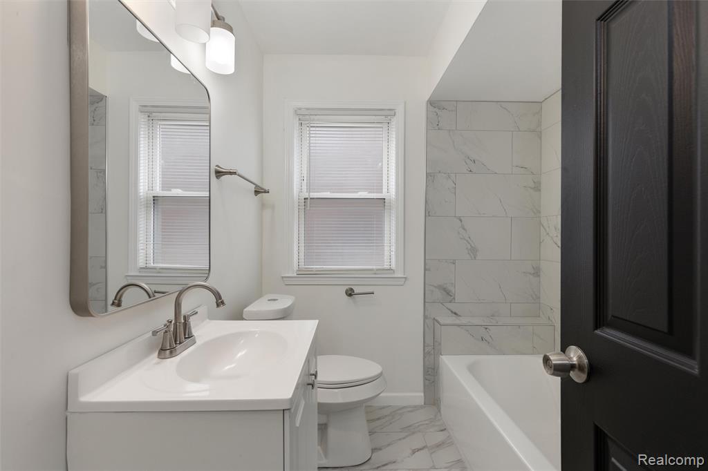 19477 Prest Street, Detroit, MI 48235 — Photo 15
